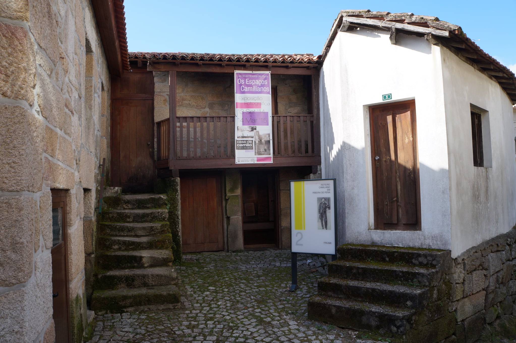 casa de camilo ribeira de pena
